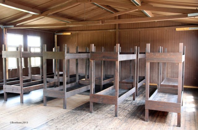 roemer_2490-Mauthausen-Baracke