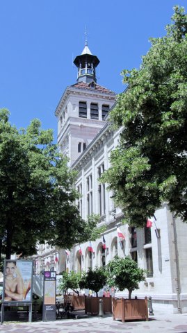 06-05-Pouzin-16-0052-Valence-Rathaus