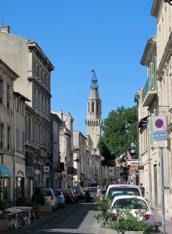 06-09-Avignon-20-0013-Avignon-Rue-de-la-Carretierra-St-Symphorien