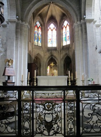 06-11-Arles-22-0075-Arles-St-Trophine