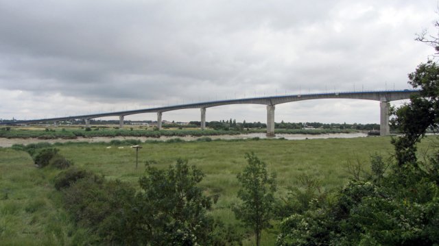 07-04-LaRochelle-45-0022-Rochefort-Bruecke-Charente