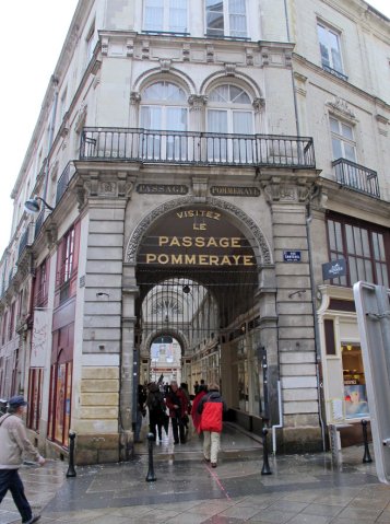 07-13-Nantes-54-Nantes-0193-Passage-Pommeraye