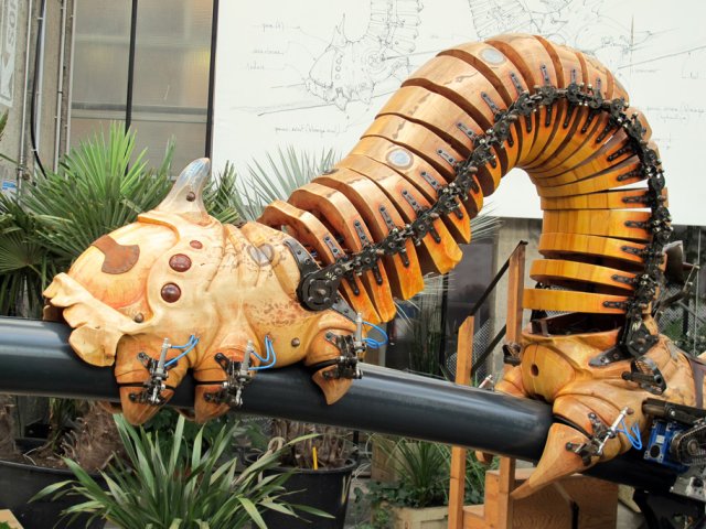 07-14-Nantes-55-Nantes-0231--Maschine-de-Iles-Galerie-des-Maschines-Raupe