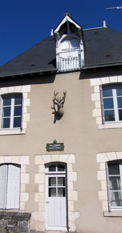 07-24-Beaugency-65-0026-Chambord-3km-zumSchloss-Mauer-32km