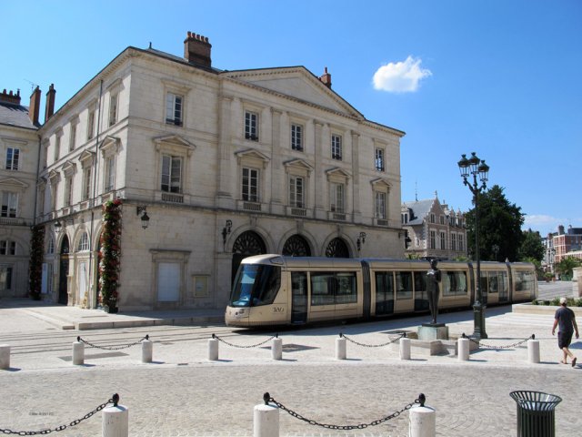 07-25-Orleans-66-0238-Orleans-Platz-Cathedrale