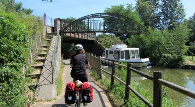 08-04-Montceau-76-0322-Digoin-Canal-du-Centre
