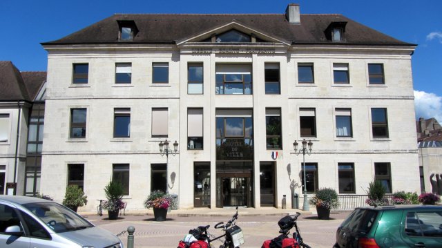 08-07-Dole-79-0214-Dole-Rathaus